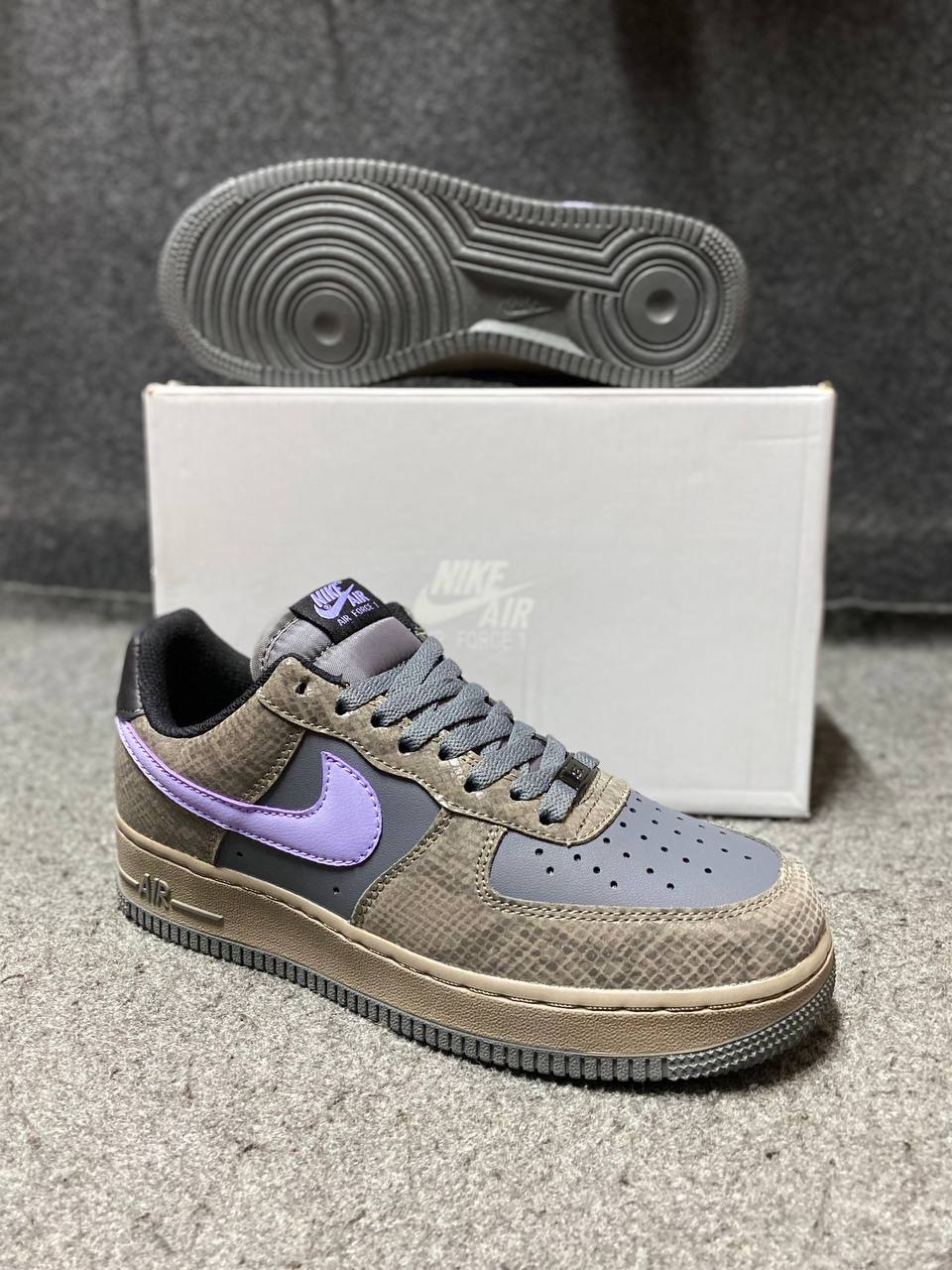 Nike Air Force 1