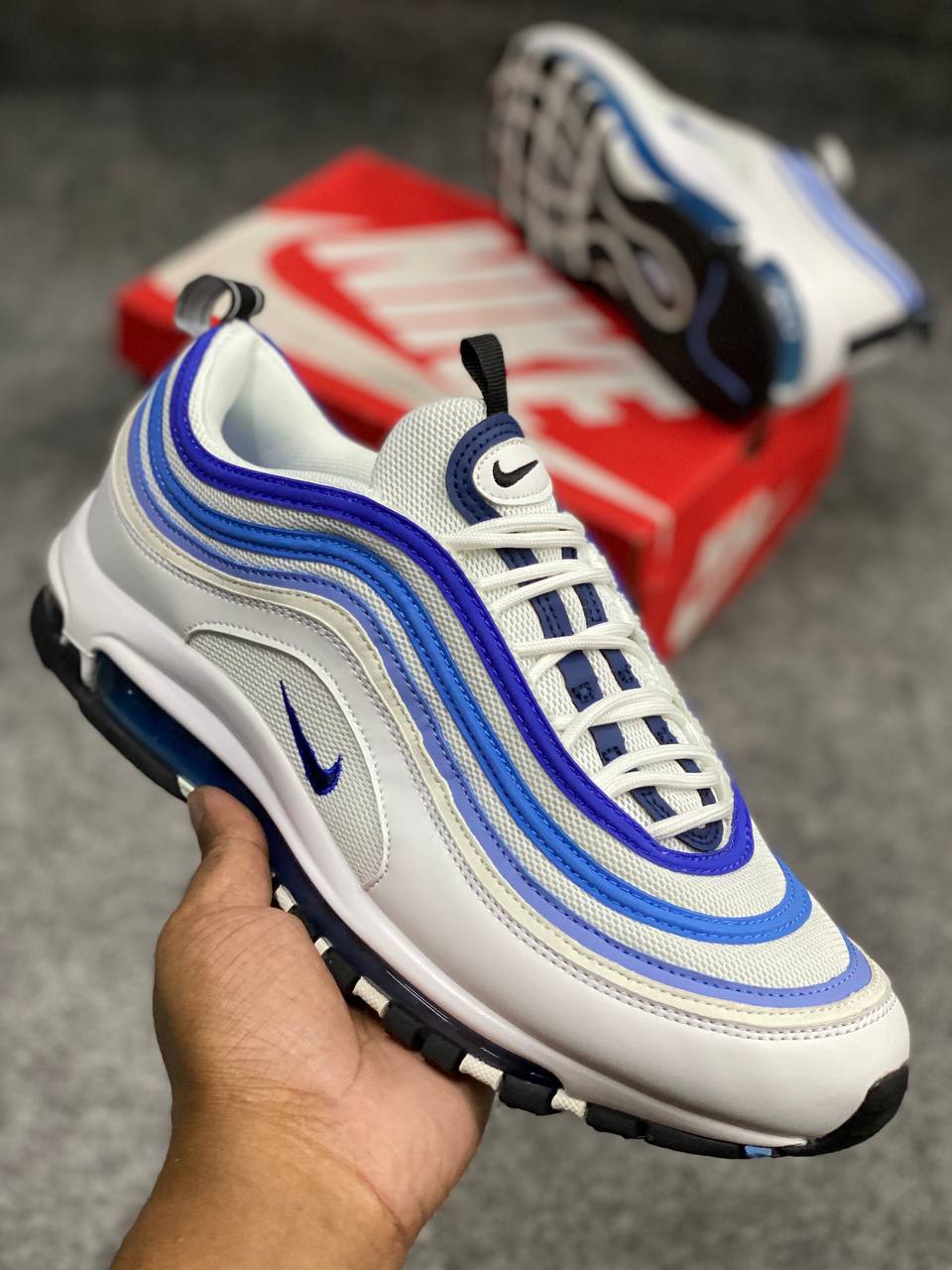 Nike Air Max Plus - Image 2