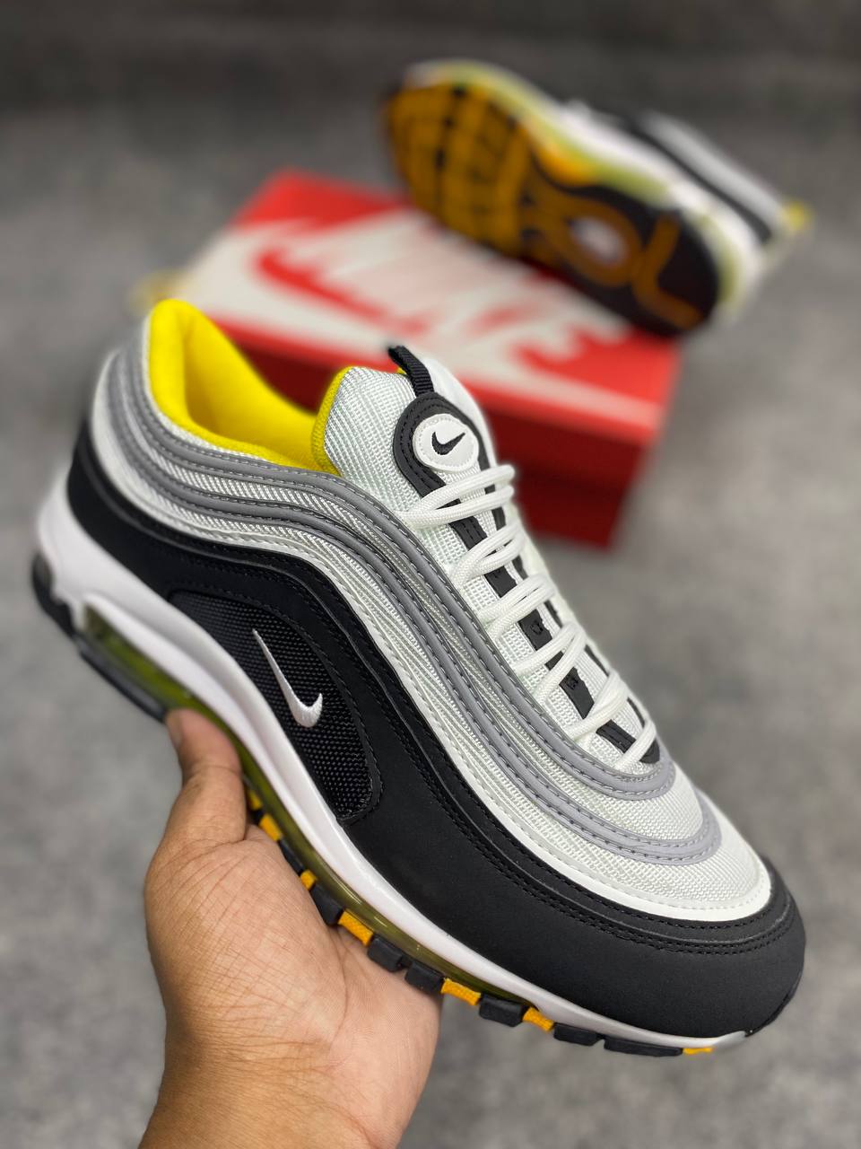 Nike Air Max Plus - Image 2